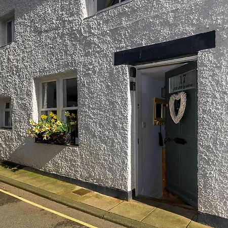 Finest Retreats - Millgate *